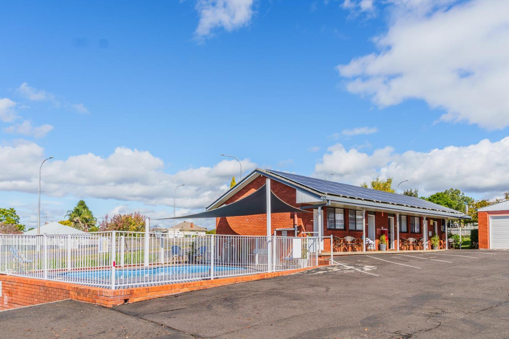 Roydons Motor Inn Tamworth Exterior foto